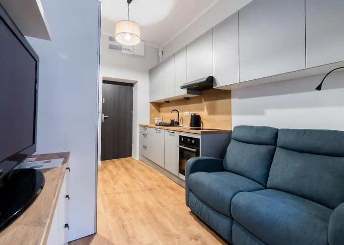 Apartment Park Wilsona Charming By Bookinghost Posen