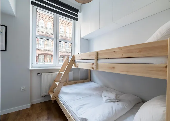 Apartment Park Wilsona Charming By Bookinghost Posen